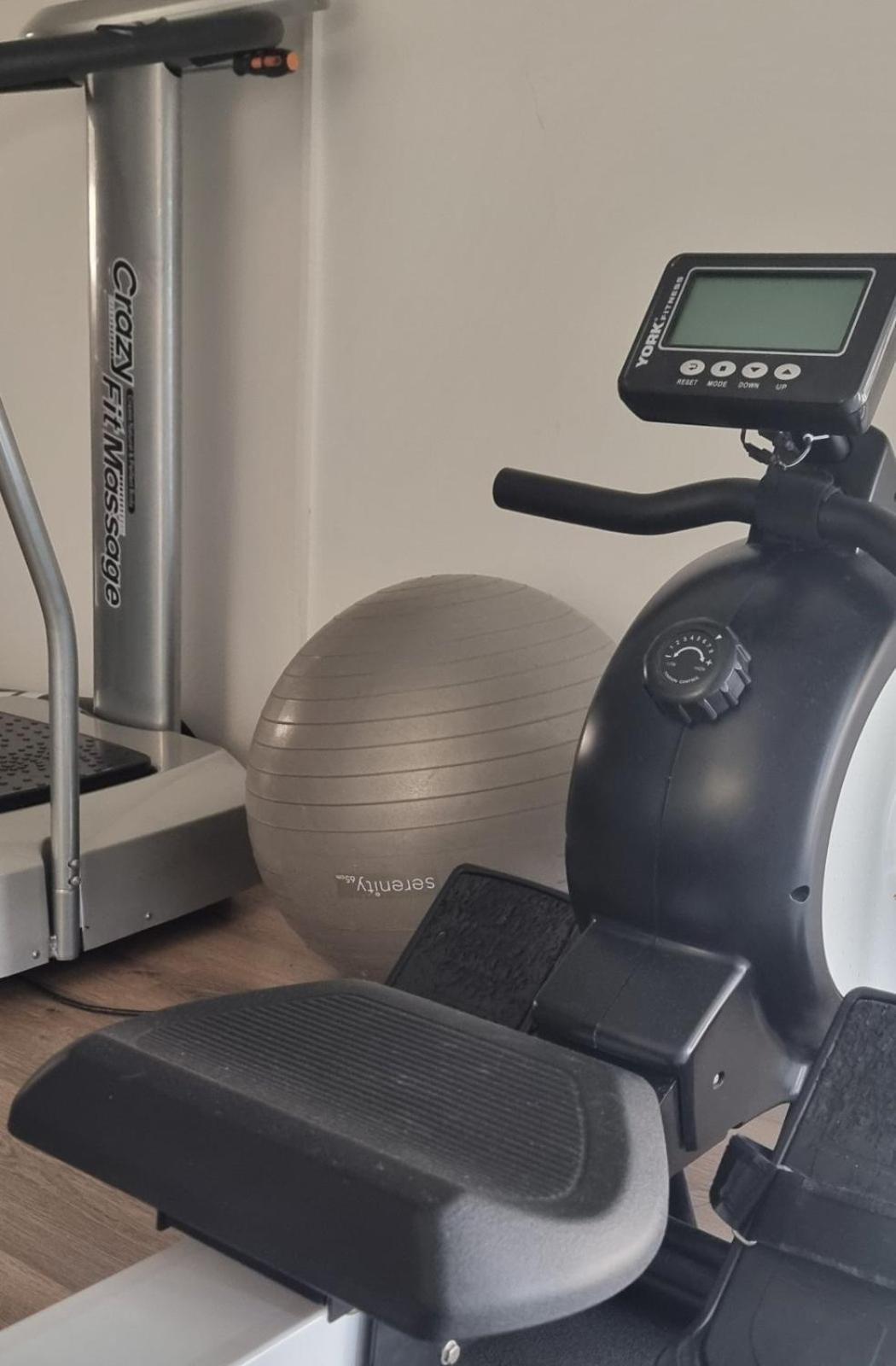 Livepro Apartment Larnaca Luaran gambar